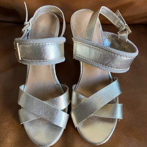 Tommy Hilfiger Gold Strappy Wedges Size 7.5